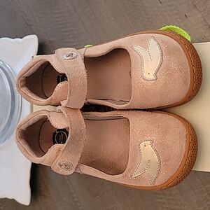 Livie and Luca Pio Pio ll desert rose shimmer suede leather size 2Y